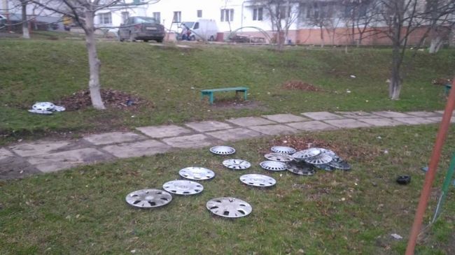 В Кишиневе пытались разобрать автомобили по запчастям