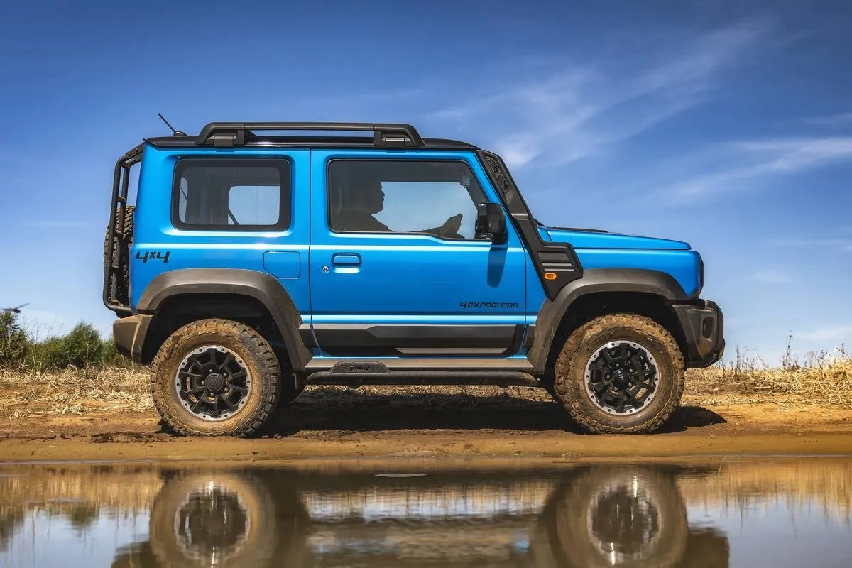 Suzuki Jimny 2023 получил новые оригинальные версии