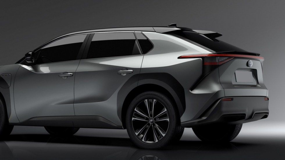Toyota официально представила свою первую «электричку»
