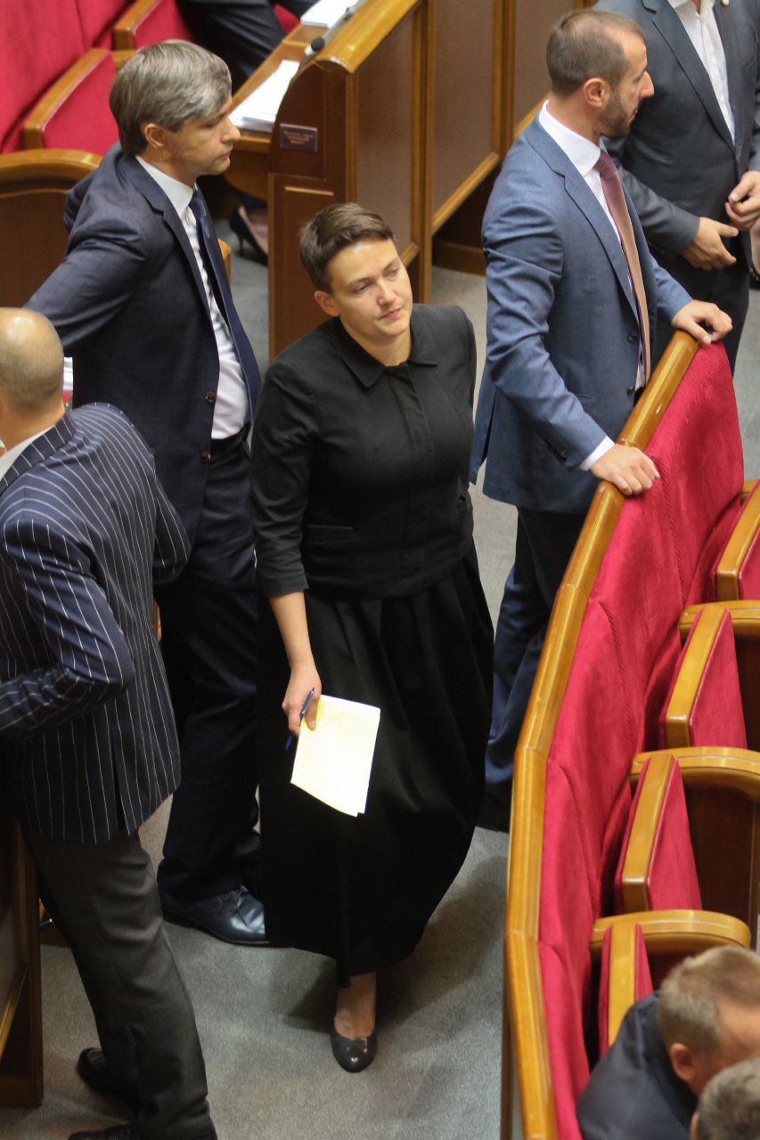 Савченко удивила нарядом монашки в Раде