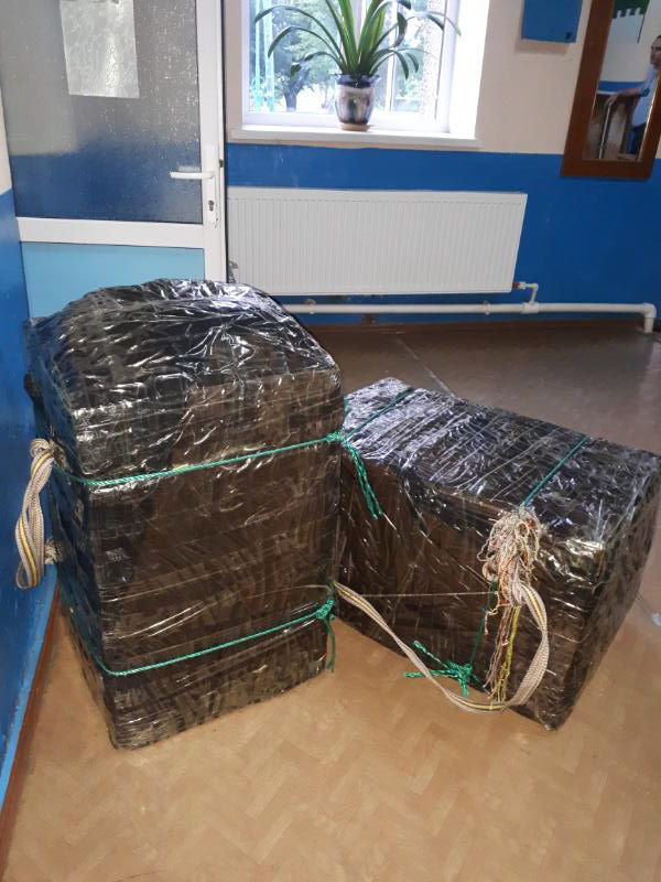 Contrabandiști de țigări, reținuți de polițiștii de frontieră folosind armele
