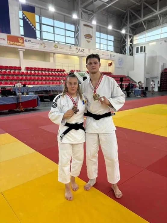 Opt judocani din Moldova au urcat pe podiumul de premiere de la Campionatul Balcanic 2024