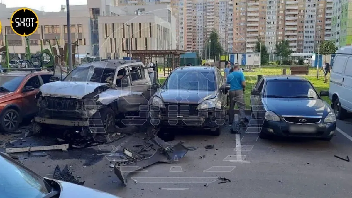 В Москве взорвали автомобиль замначальника центра спутниковой связи ВС РФ