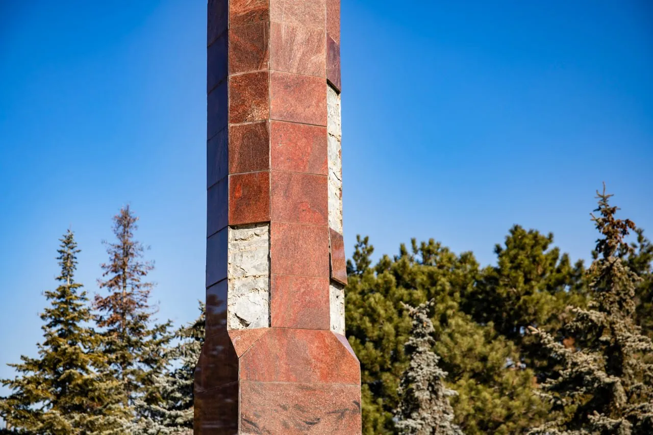 Consilierii PSRM cer reabilitarea Complexului Memorial Eternitate