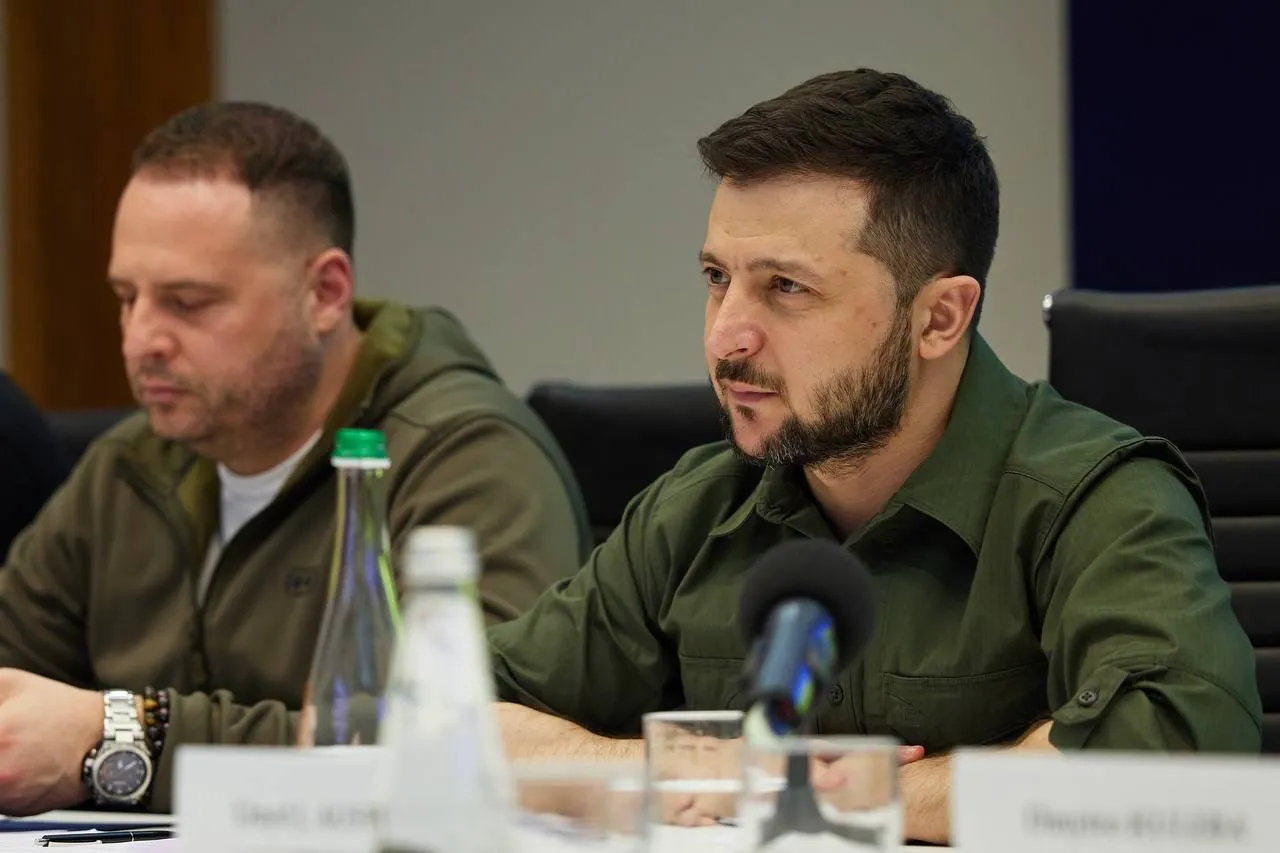США пообещали Зеленскому новый пакет военной помощи