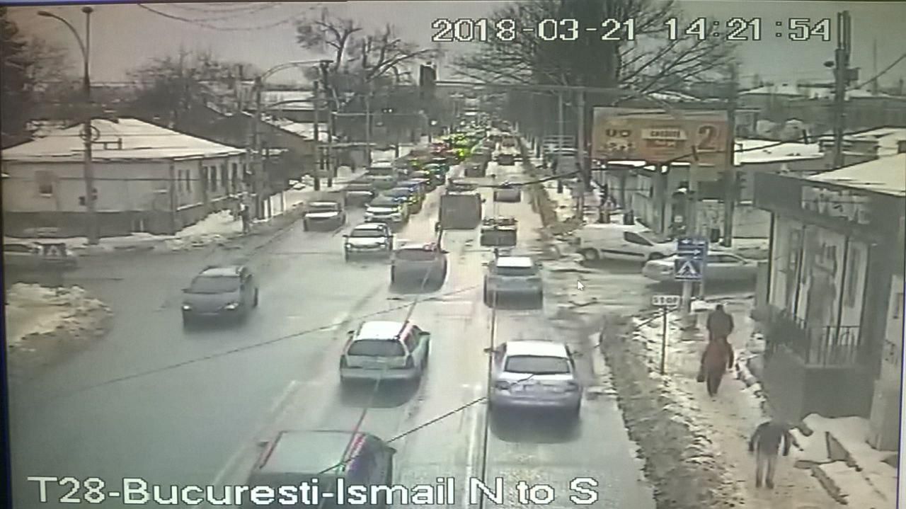 InfoTrafic 17:05: Ambuteiaje în Capitală. Semafoare defecte
