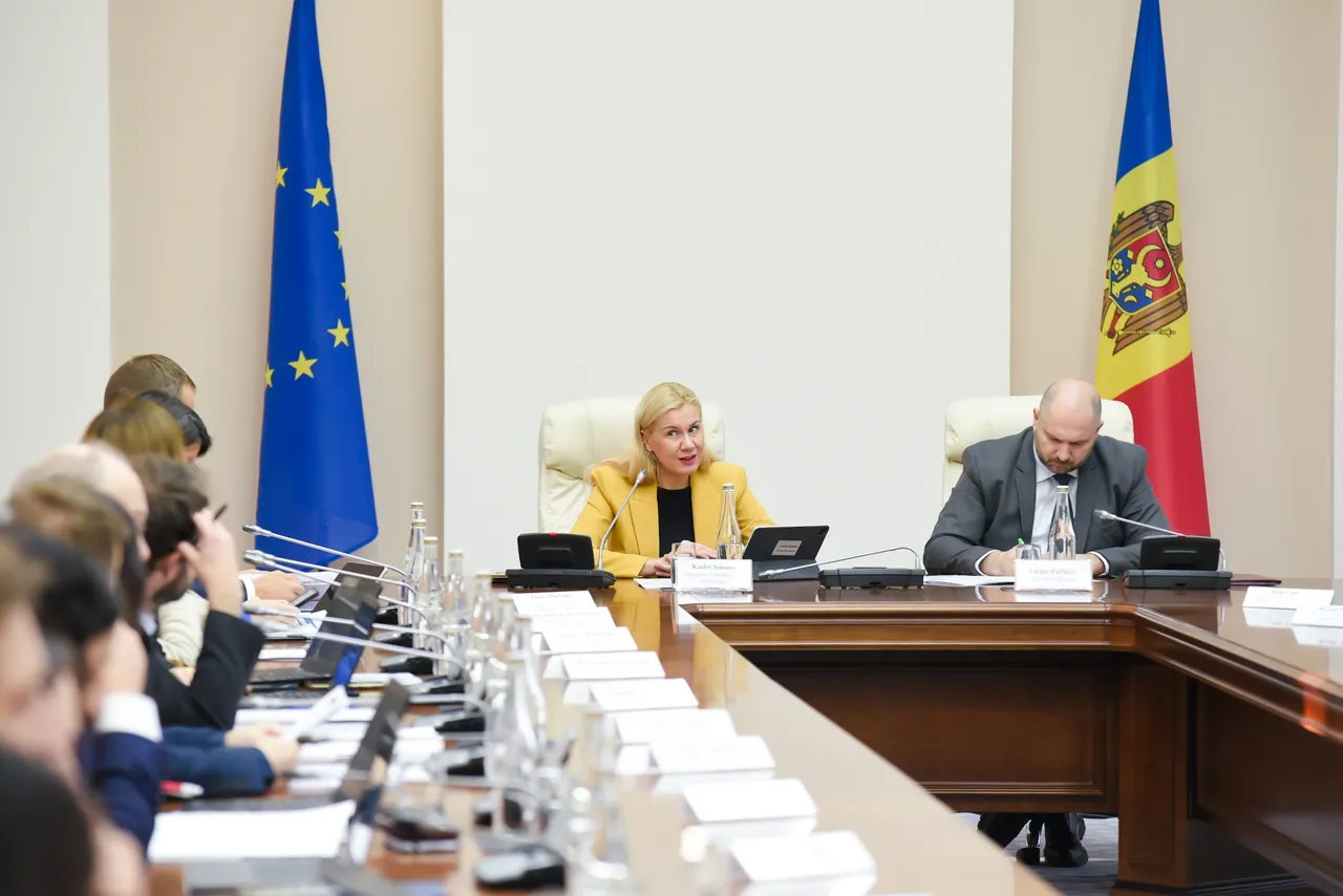 Еврокомиссар: Молдова выполняет обязательства по реформированию энергосектора