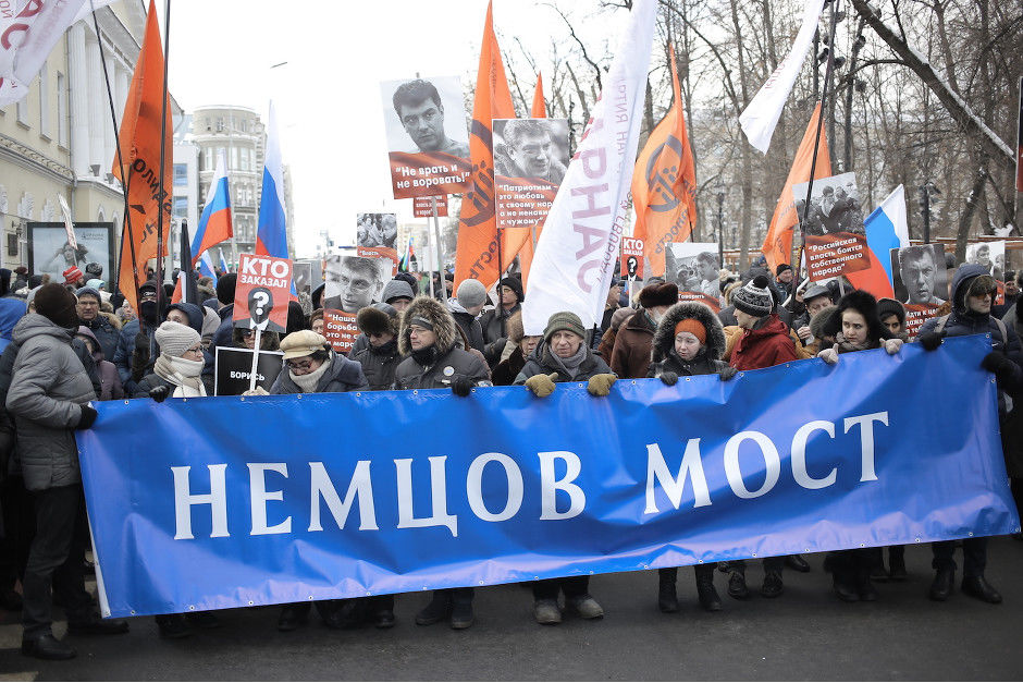Marș în memoria lui Boris Nemțov, la Moscova: Peste patru mii de oameni au ieșit în stradă