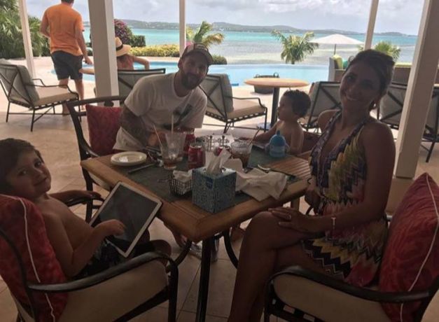 Cum îşi petrece Messi luna de miere în Antigua şi Barbuda