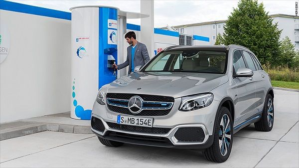 Cum arată viitorul pe șosele: Cele mai tari prototipuri de mașini electrice