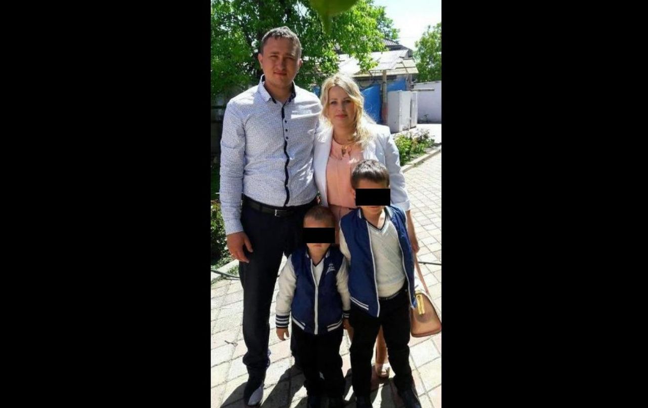 В Бельцах прощаются с трагически погибшей молодой семьей