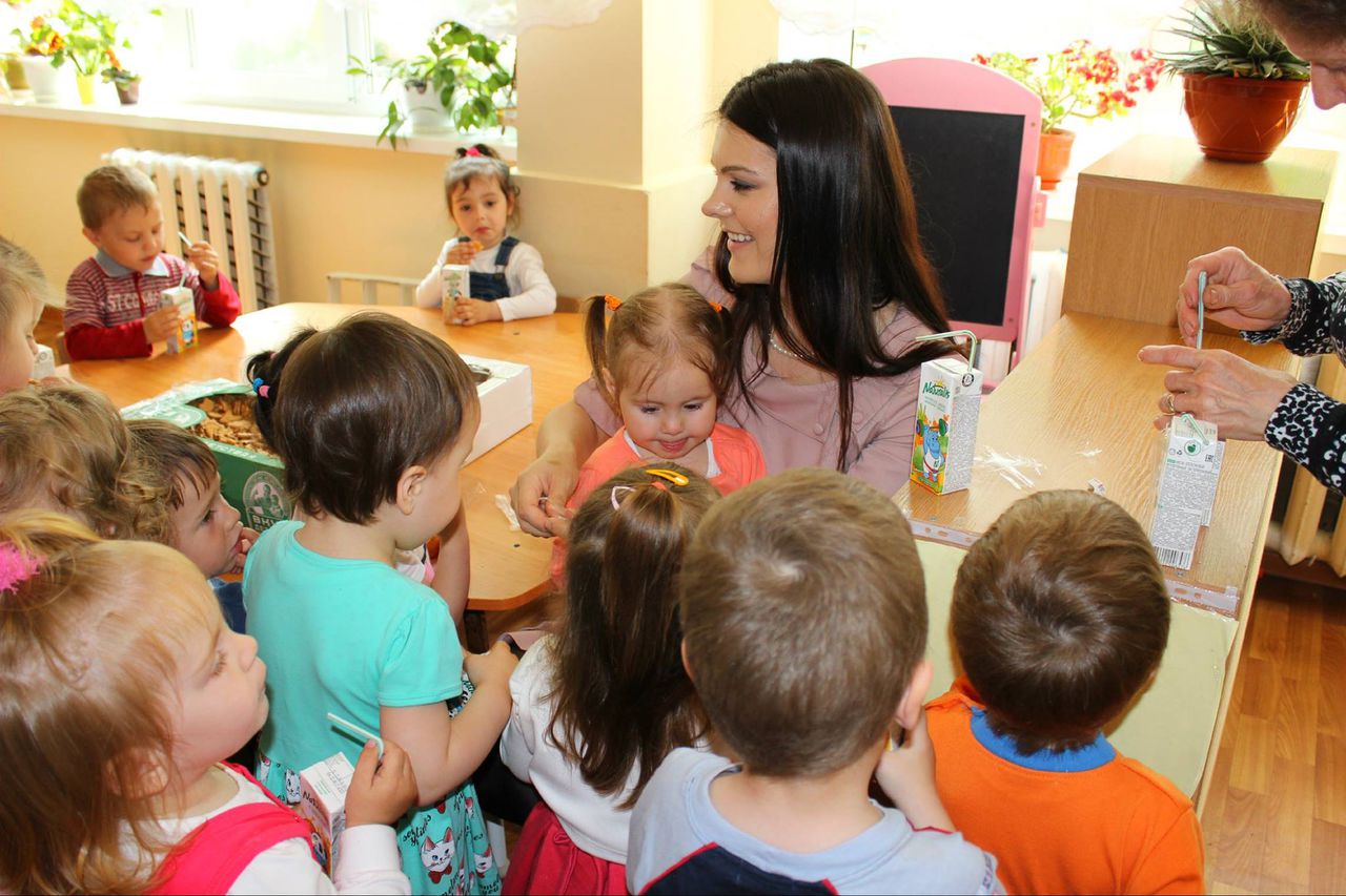 Алине Зоте предложили посидеть с детьми, родители которых вынуждены работать 1 июня