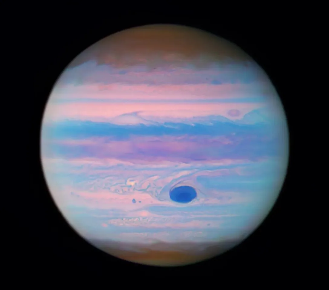 NASA показало новый снимок Юпитера