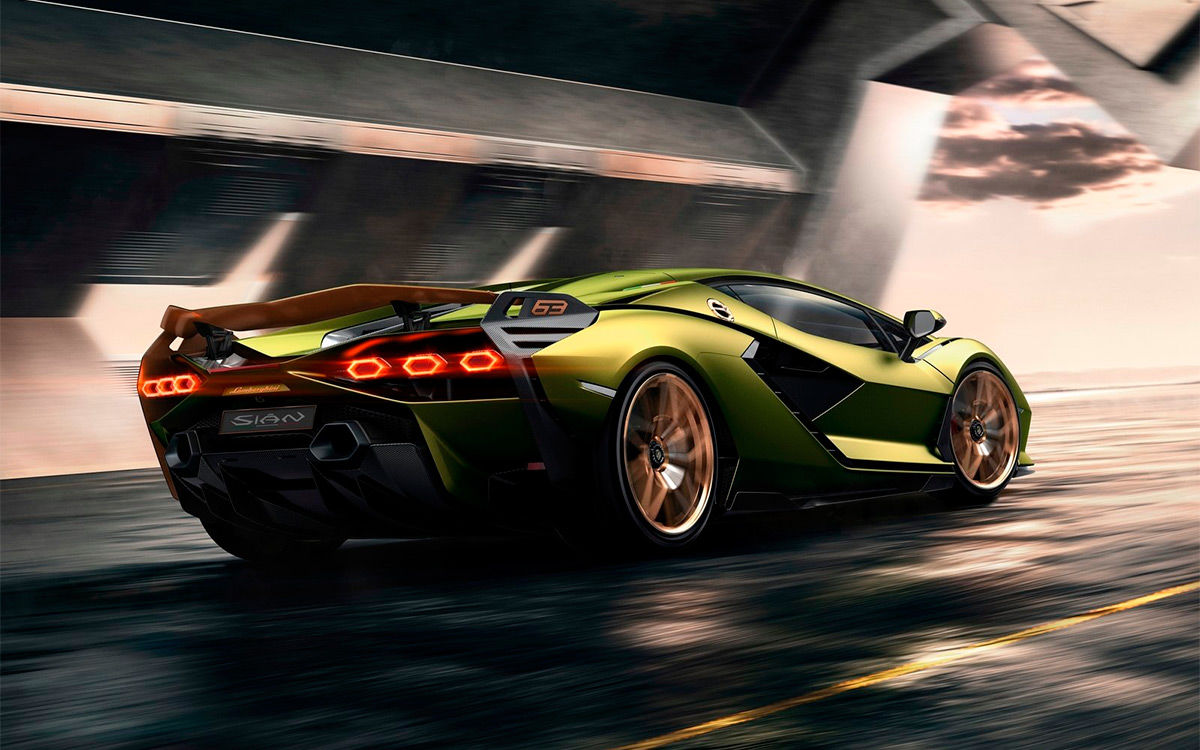 Lamborghini оснастит все свои модели электродвигателями через 3 года