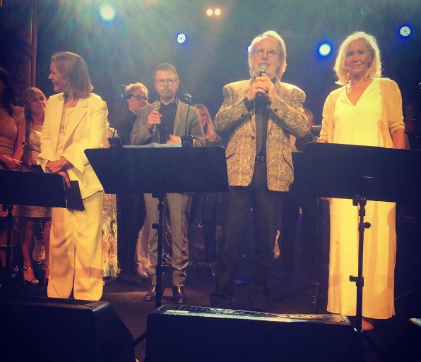ABBA воссоединилась в честь 50-летия группы