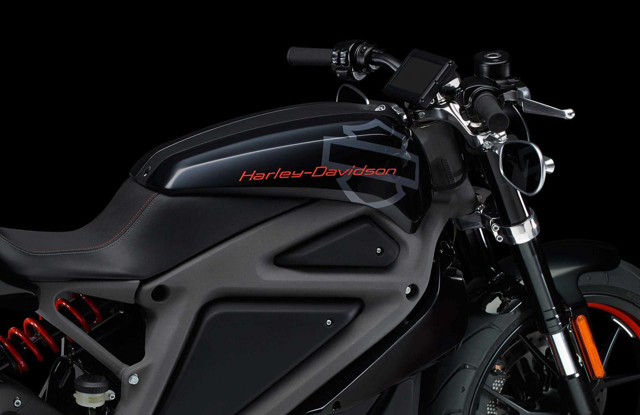 Harley-Davidson запустит в серию электрический мотоцикл