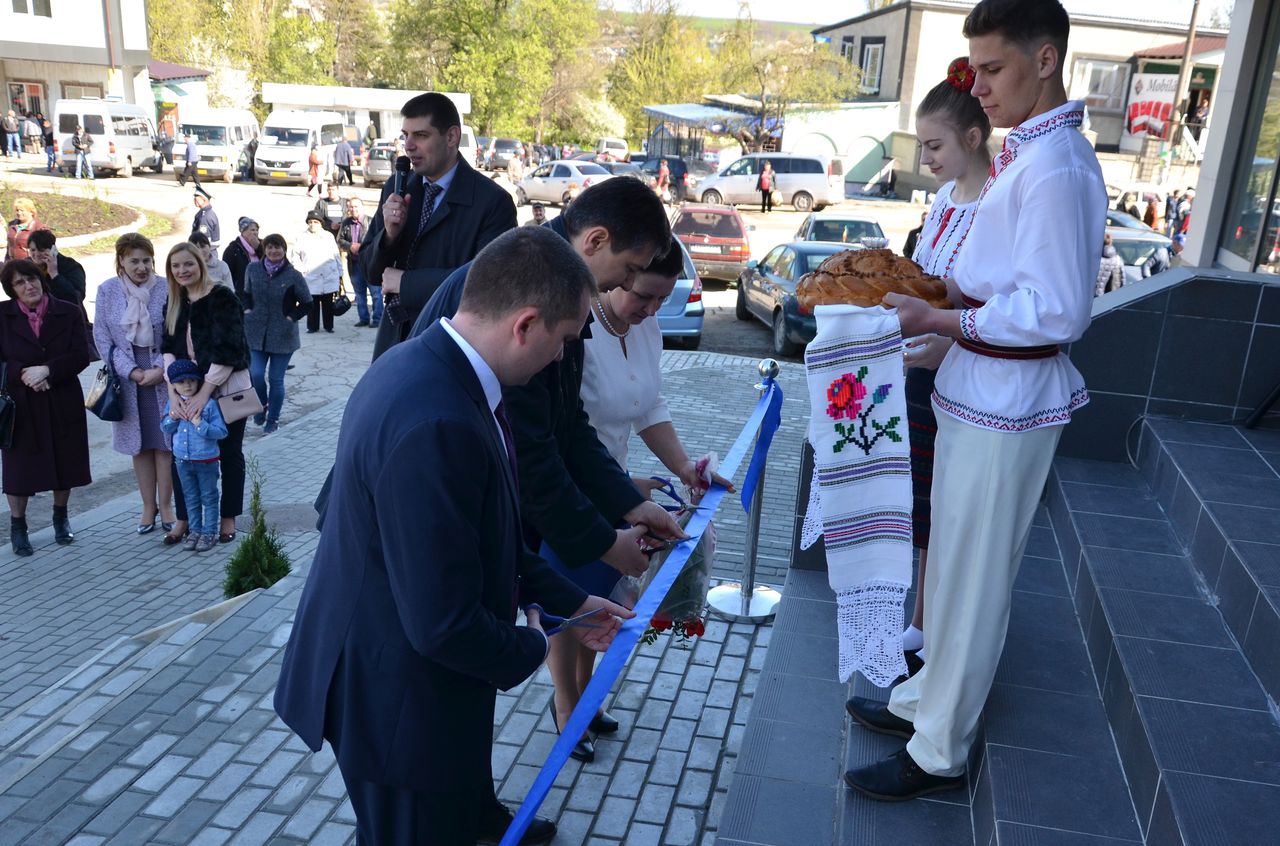 Moldindconbank a inaugurat noul sediu al filialei din or. Şoldăneşti ®
