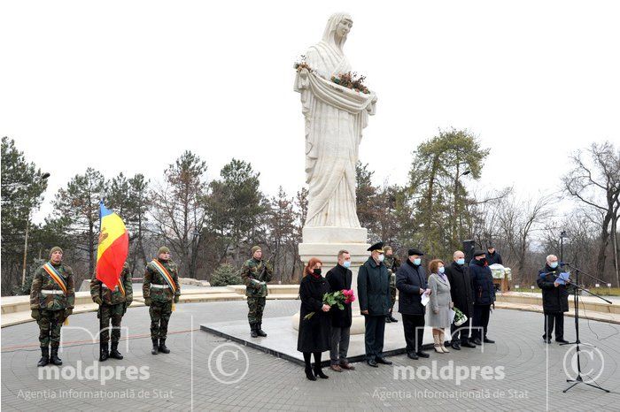 В Кишиневе прошли мероприятия по случаю 35-летия возведения саркофага в Чернобыле