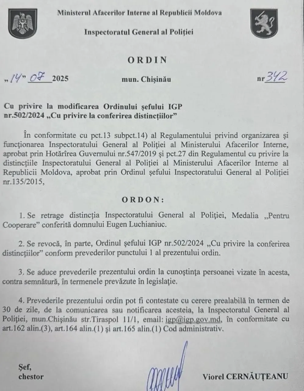 Un blogger moldovean a primit o medalie de la șeful IGP și a fost lipsit de ea în aceeași zi
