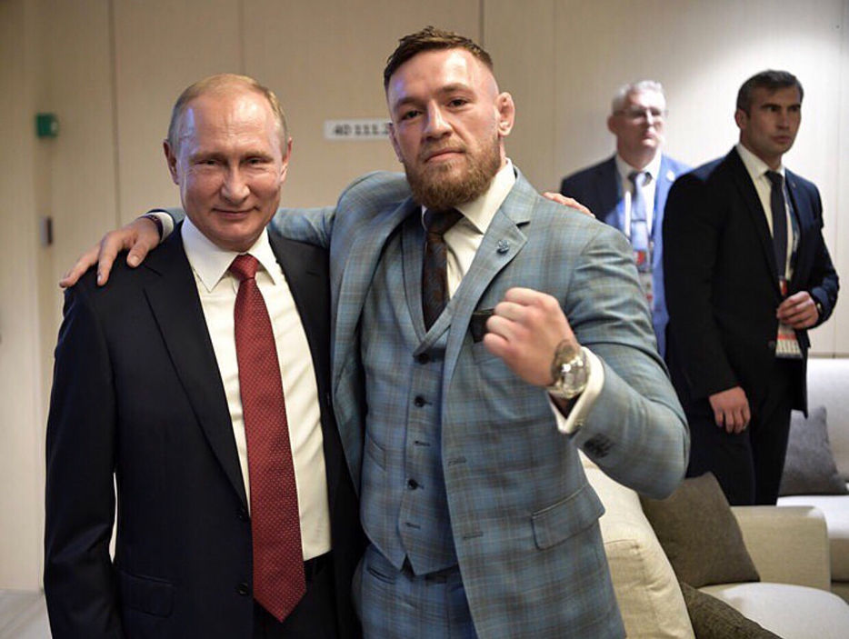 Макгрегор показал фото с Путиным на финале ЧМ