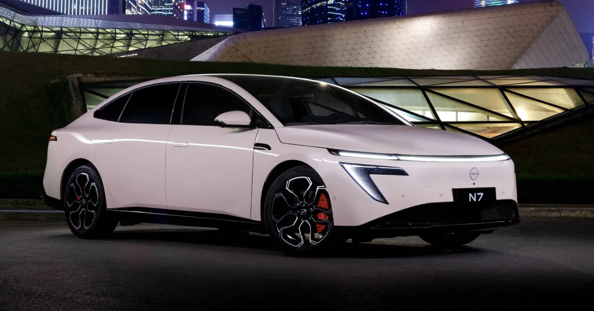 Nissan a primit 17.000 de comenzi pentru sedanul N7 într-o lună și intenționează să-l vândă la nivel global