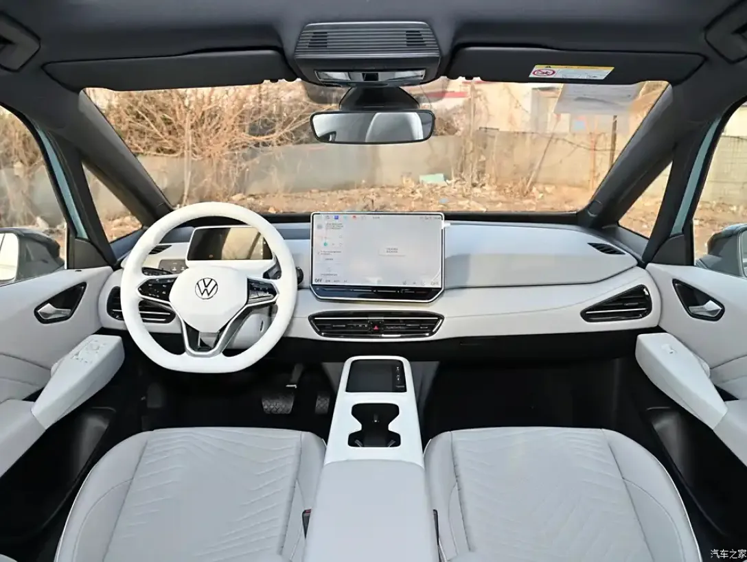 Volkswagen a lansat pe piață un automobil electric de 16.500 dolari cu o autonomie de 450 kilometri