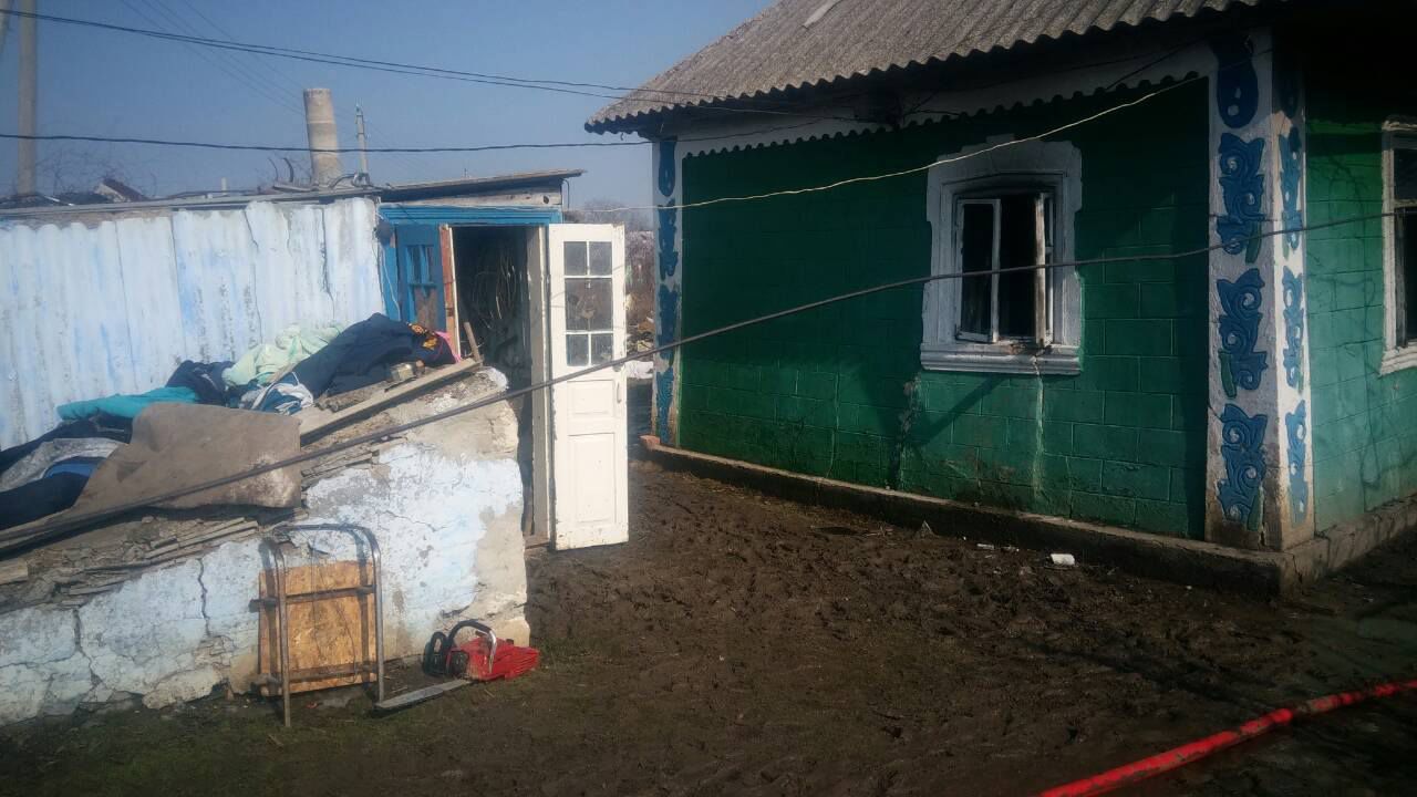 В Сороках 2-летний малыш сгорел в доме, пока родители были на улице