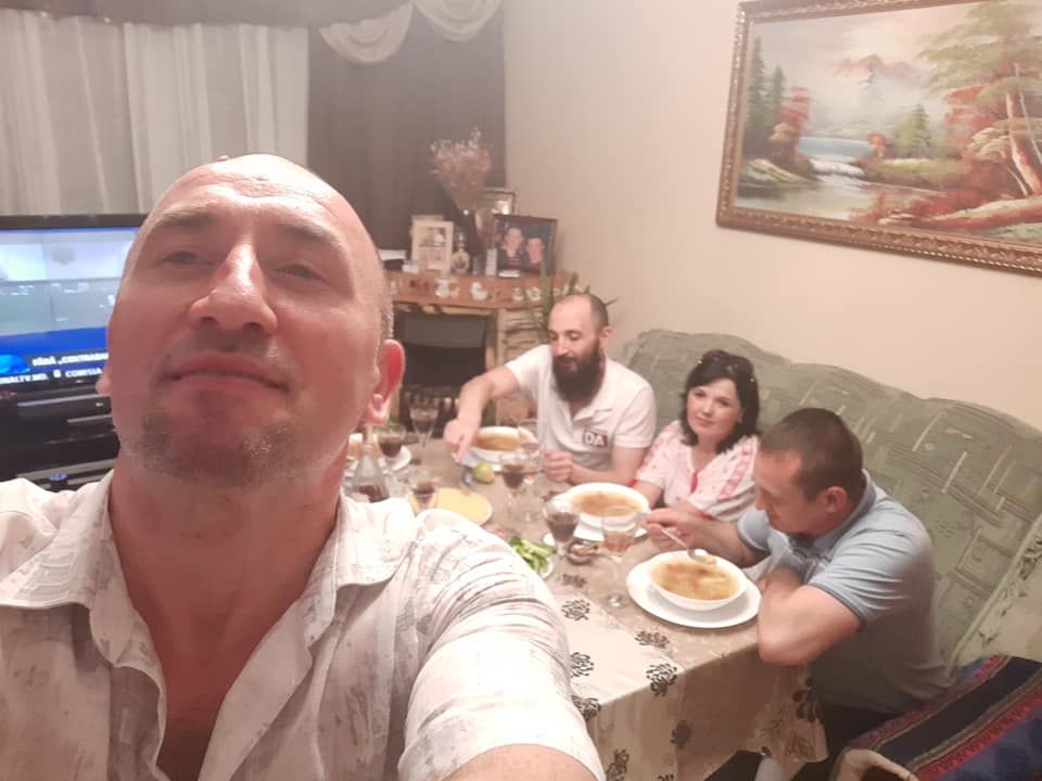 Родные встретили Георге Петика дома