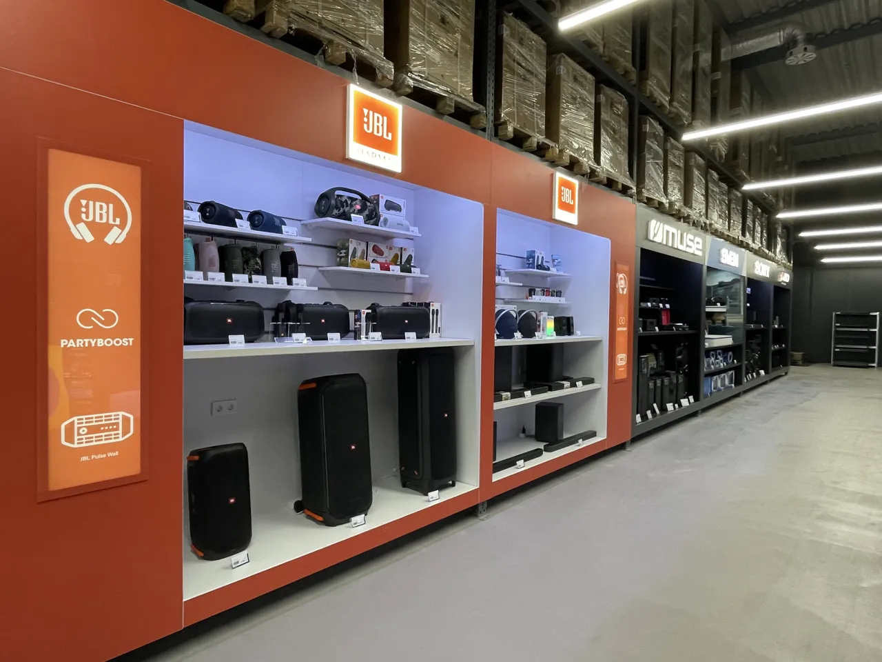 Ultra: JBL Weekend - оптовые цены