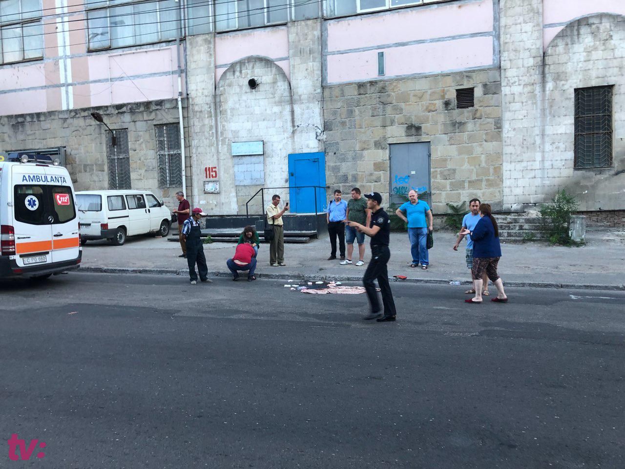 ДТП в столице: девушку сбили на “зебре”