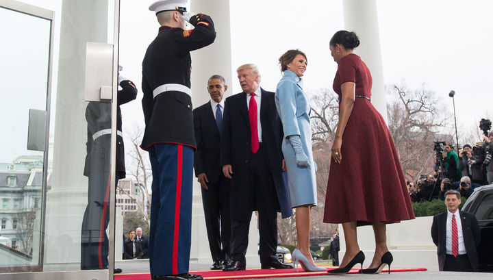 Женщин семьи Трампа жестко критикуют за наряды