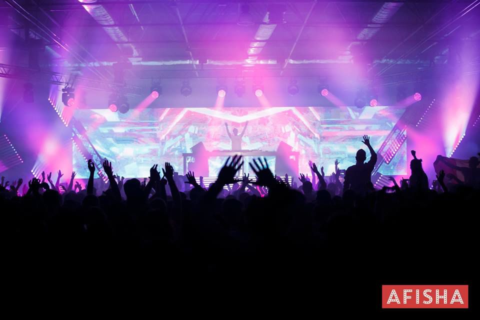 В Кишиневе прошел восьмой выпуск Orange Music White Night ®