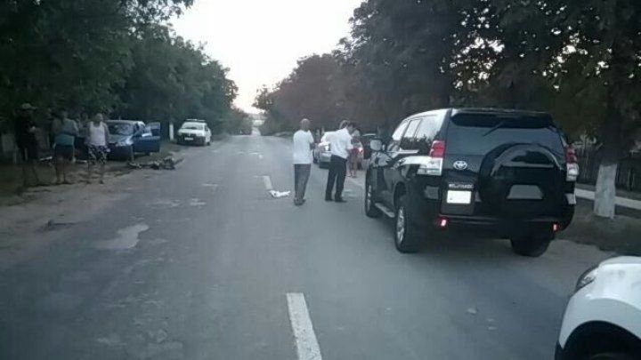 Ex-ministrul de Interne, Gheorghe Papuc, implicat în accident rutier. Un biciclist a ajuns la spital