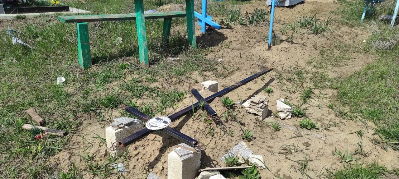 На кладбище Басарабяски разбили памятники