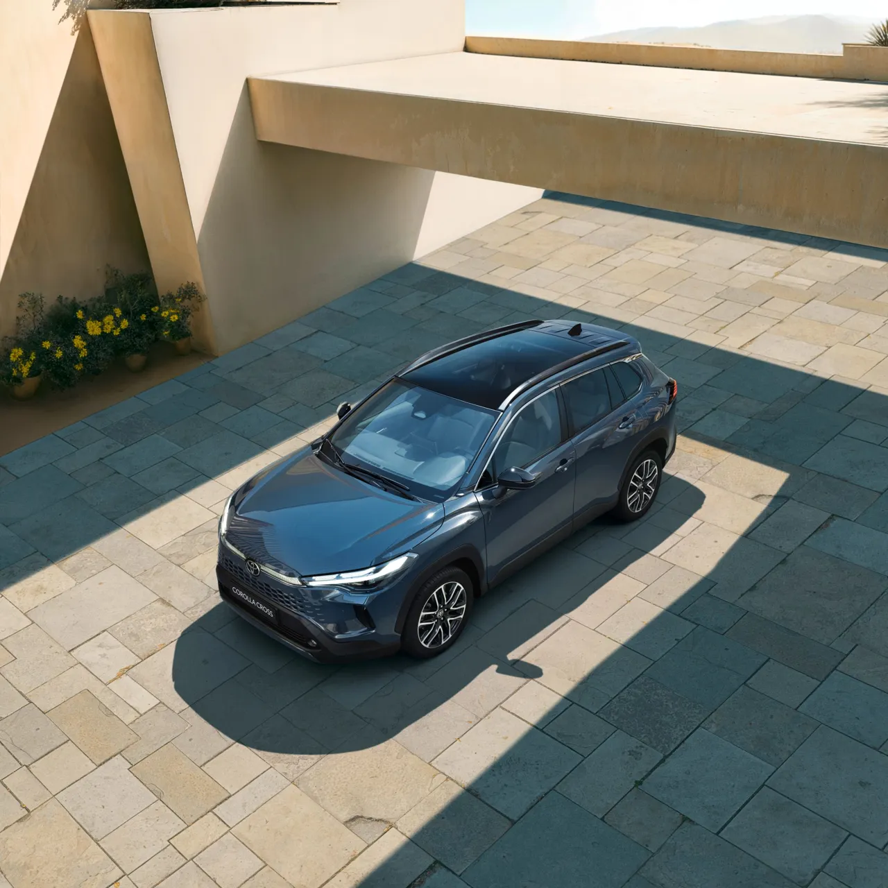 Toyota представила обновлённую Corolla Cross: больше комфорта, технологий и стиля