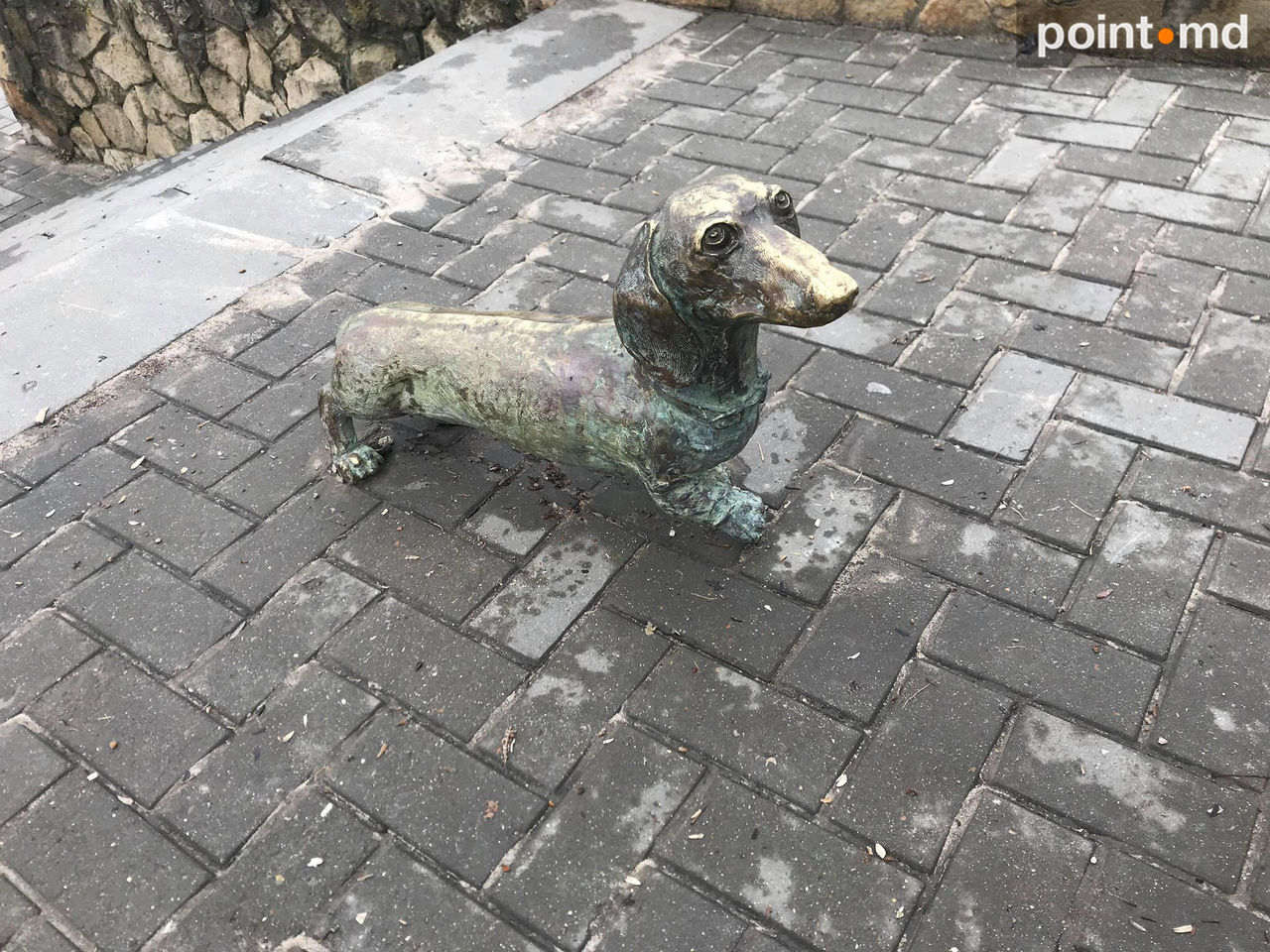 Adevărul despre statuia vandalizată la Valea Morilor