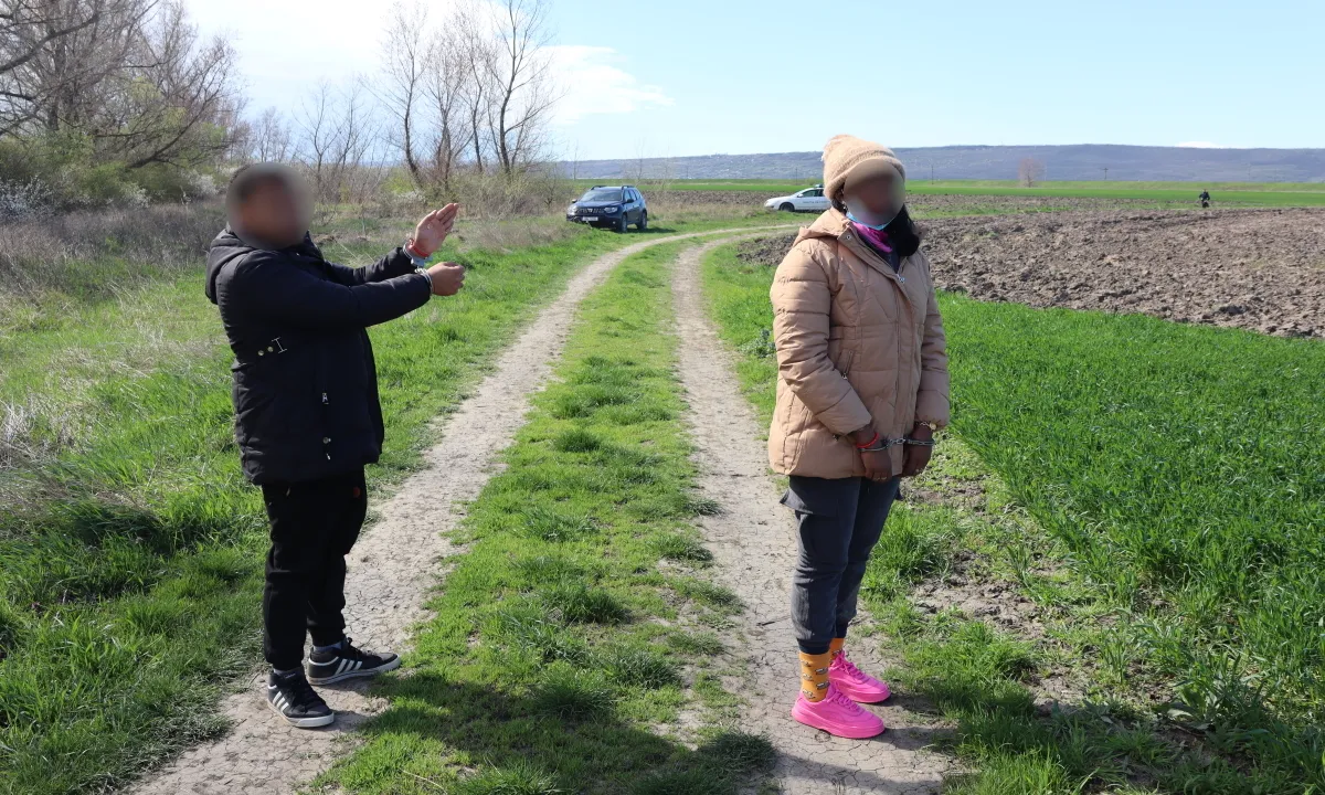 Двое граждан Кубы нелегально пересекли реку Прут на резиновой лодке