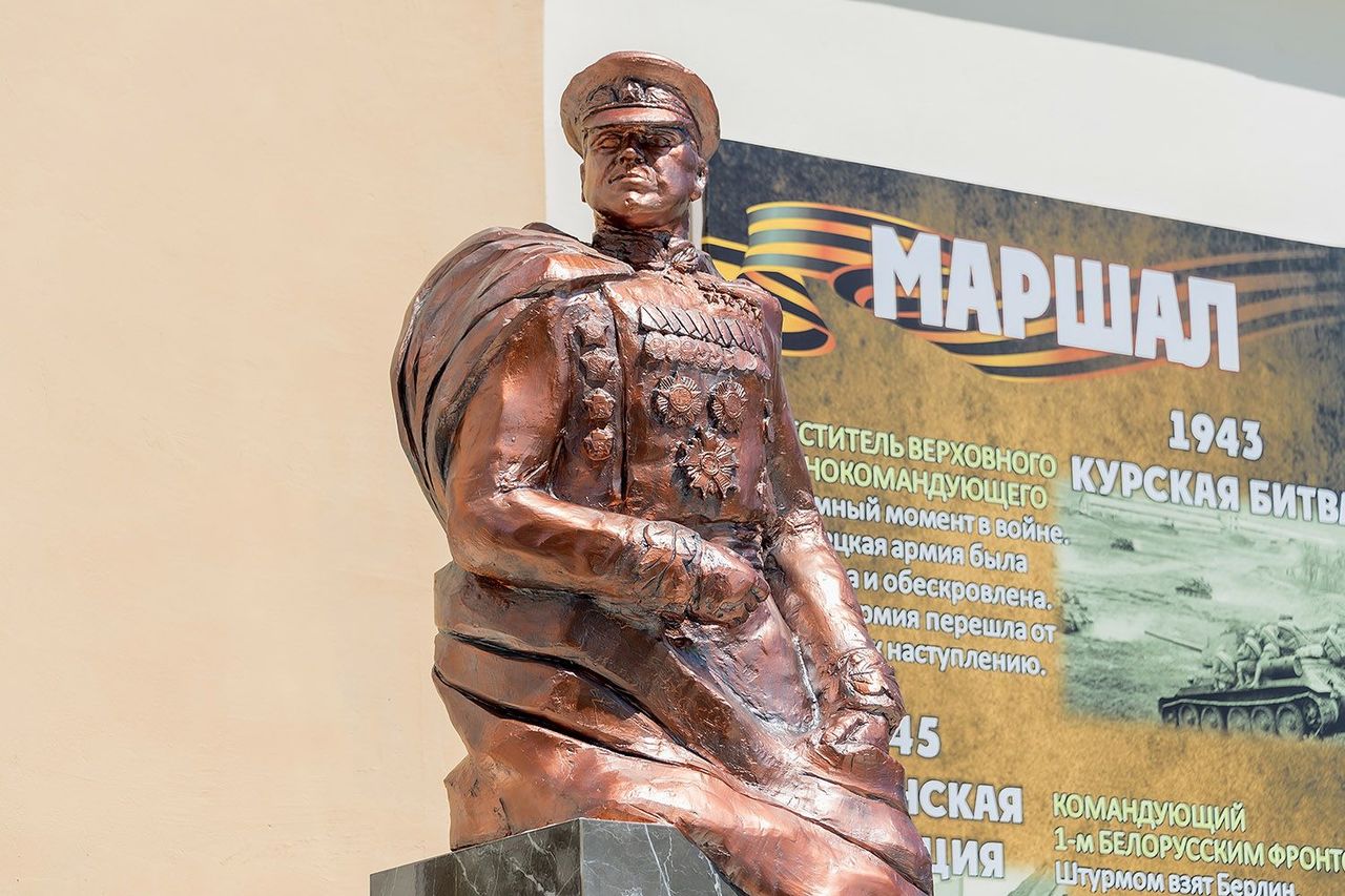В Приднестровье в День Победы открыли памятник маршалу Жукову