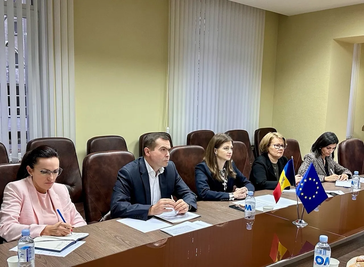 Минюст: Решение ЕК подтверждает правильное направление для Молдовы