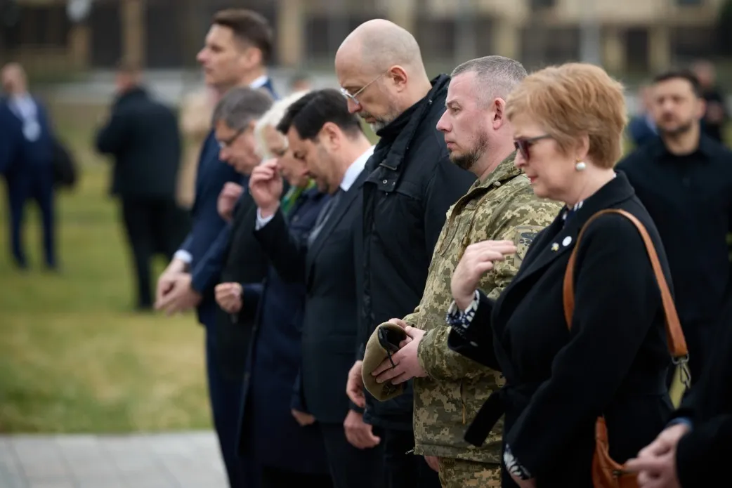 Спикер парламента Молдовы принимает участие в саммите в Буче