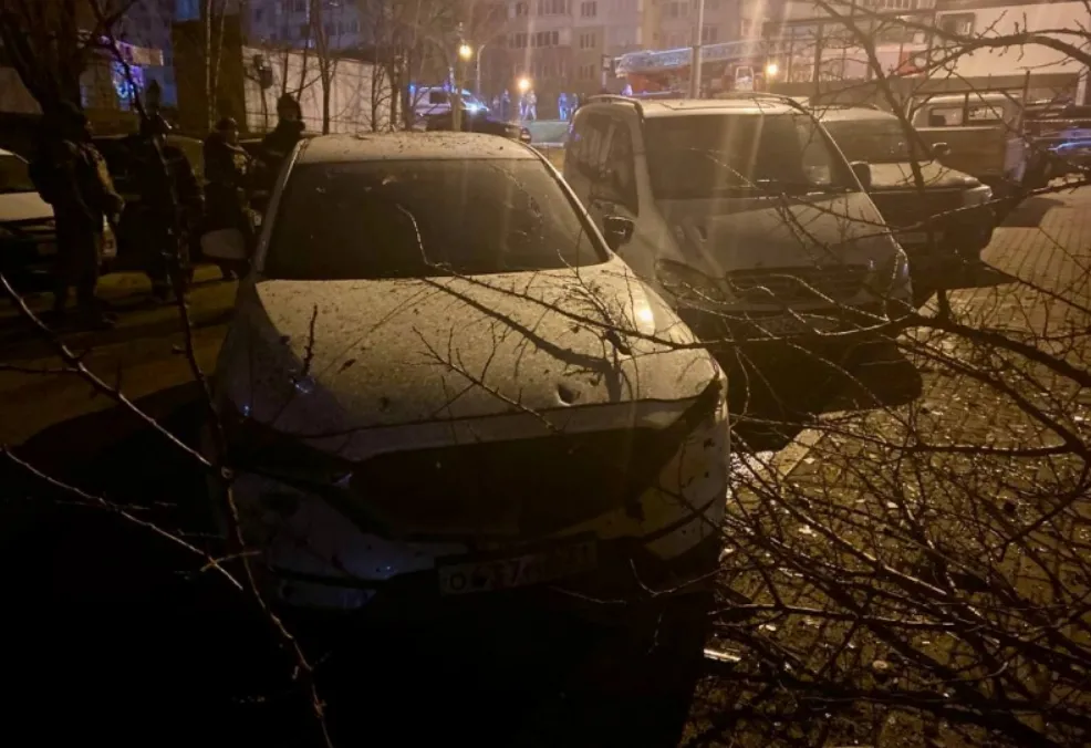 Гладков: В ходе атаки на Белгород повреждены авто, выбиты стекла, сбиты 15 целей