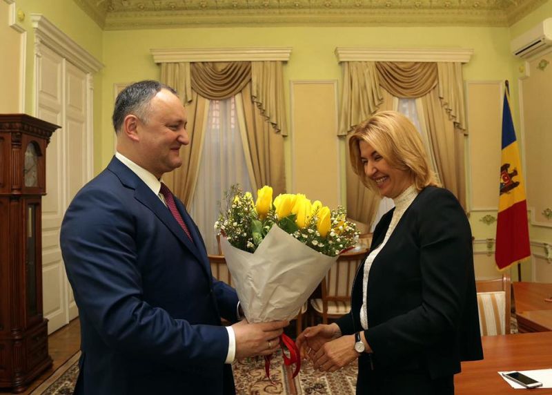 Igor Dodon a felicitat-o pe Irina Vlah
