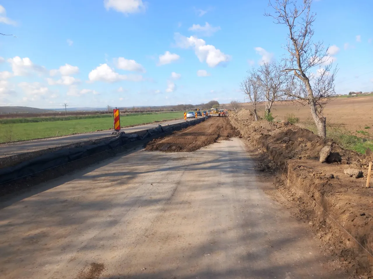 Lucrările de reparație a drumului R26 Bender – Căușeni – Cimișlia, în plină desfășurare