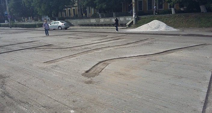 В Кишиневе на дороге оставили "неизвестные письмена"