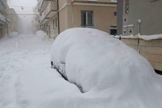 Красиво, но холодно: лютые морозы сковали Европу
