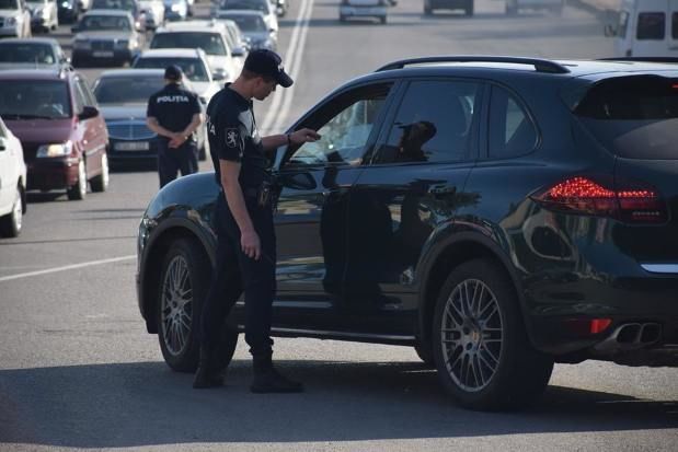 НИП выявил более 200 нарушений тонировки автомобильных стёкол