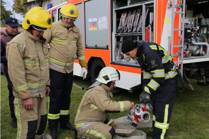 В селе Сирец прошел фестиваль пожарных-добровольцев