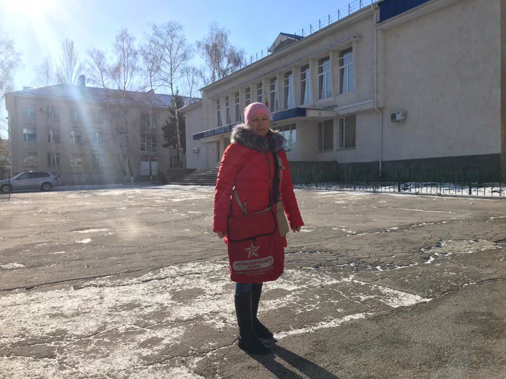 На избирательных участках полным ходом идет агитация