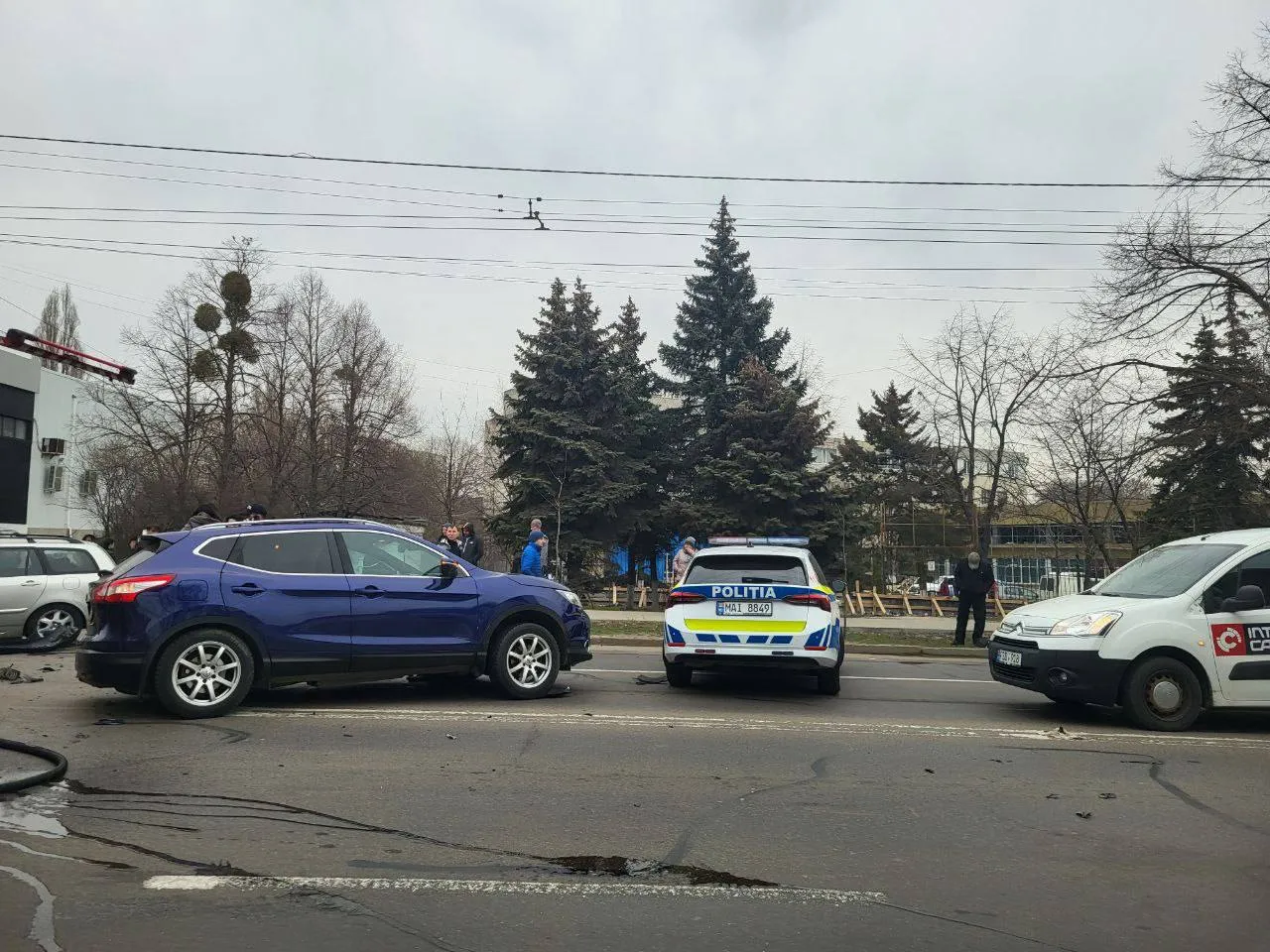 В Кишиневе произошло ДТП: момент попал на камеру видеонаблюдения