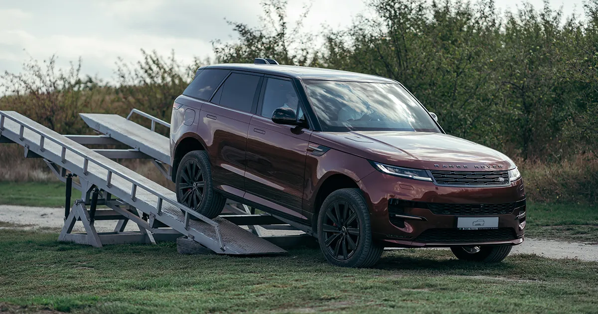 Range Rover — o viziune nouă asupra odihnei în extravilan